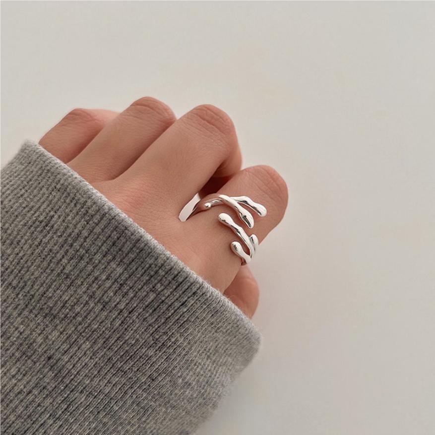 Anello placcato in argento sterling 925 con decorazioni floreali