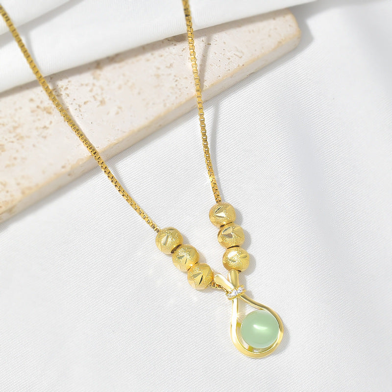 Collana Minimalista con Chiusura Magnetica a Farfalla in Acciaio al Titanio con Ciondolo Placcato Oro su Catena a O per Donne e Uomini
