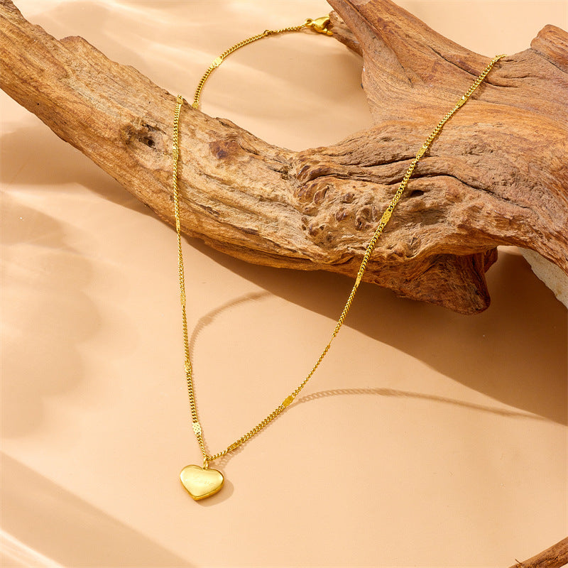 Minimalist Business Gold Plated Stainless Steel Heart Pendant Necklace Singapore Chain for Women