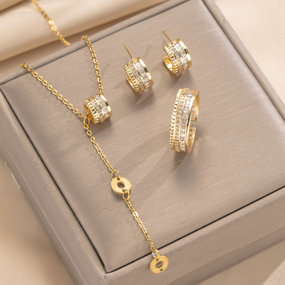 Set di collana in acciaio al titanio geometrico minimalista di lusso leggero con ciondolo in rame placcato oro 18 carati e intarsio in zircone, unisex