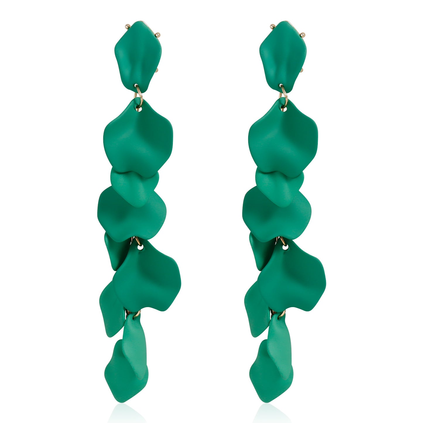 Elegant Floral-Petal Shaped Zinc Alloy Stud Earrings with Plated Finish for Women Vintage and Artistic Style