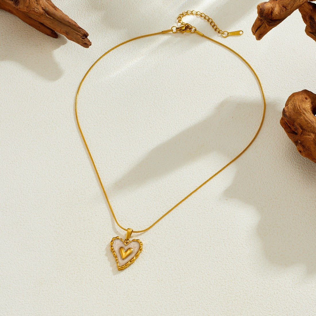 Vintage Gold Plated Drip Oil Heart Stainless Steel Snake Chain Necklace for Women