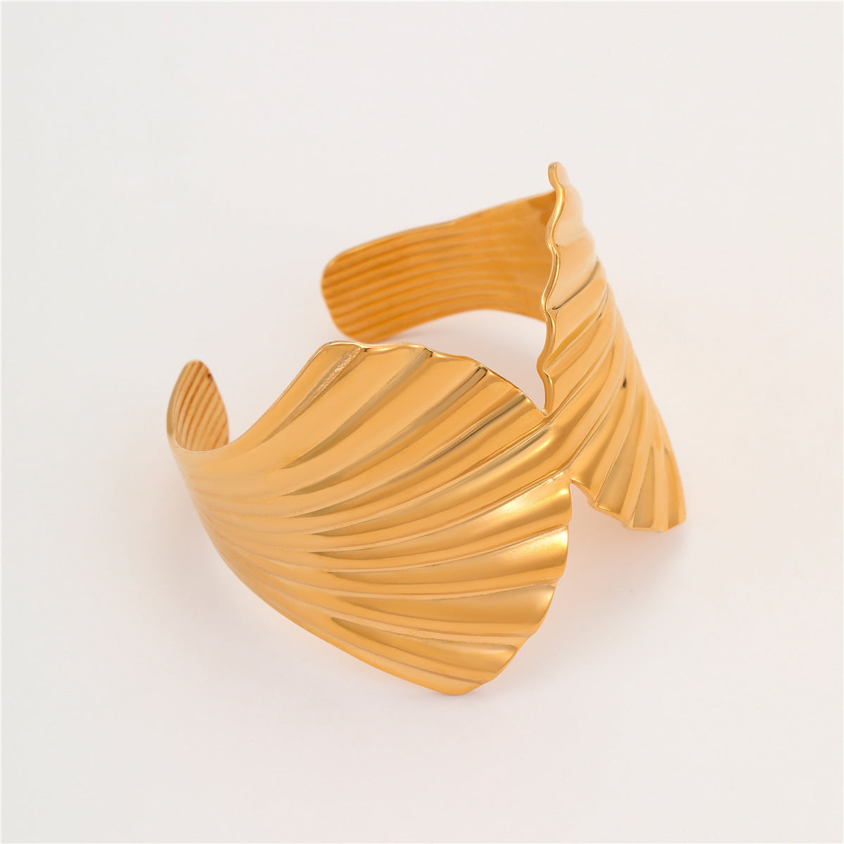 Fashion 18K Gold Plated Stainless Steel Geometric Starfish Shell Wide Cuff Bracelet for Women