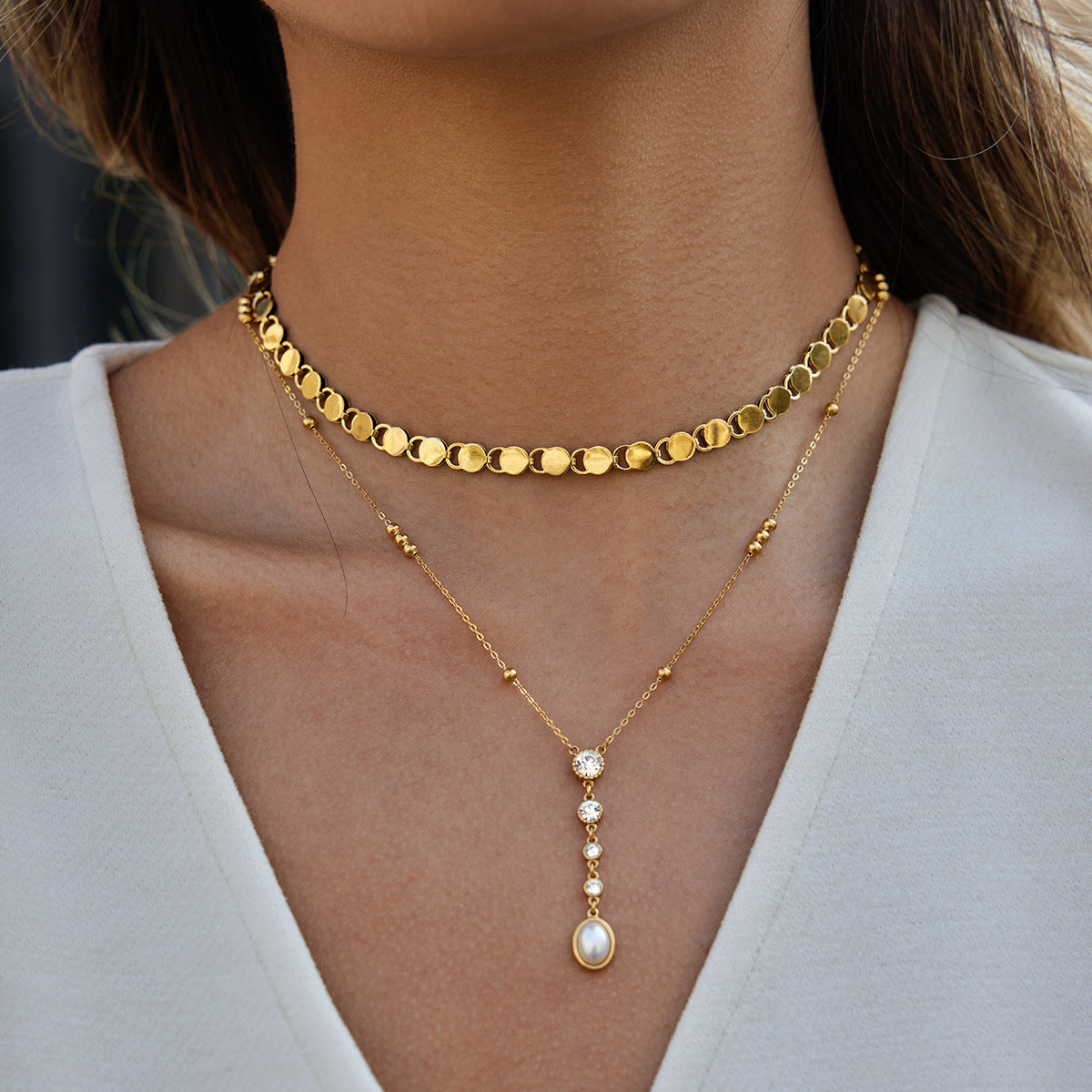 Collana Minimalista Geometrica da Donna in Acciaio al Titanio con Placcatura in Oro PVD Sottovuoto, Catena per Clavicola in Acciaio Inossidabile