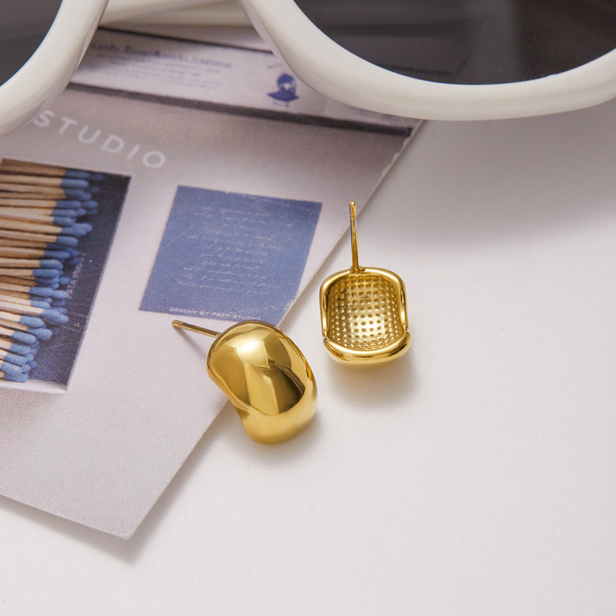 Orecchini a perno geometrici in acciaio al titanio da donna con finitura placcata, gioielli auricolari di moda minimalista
