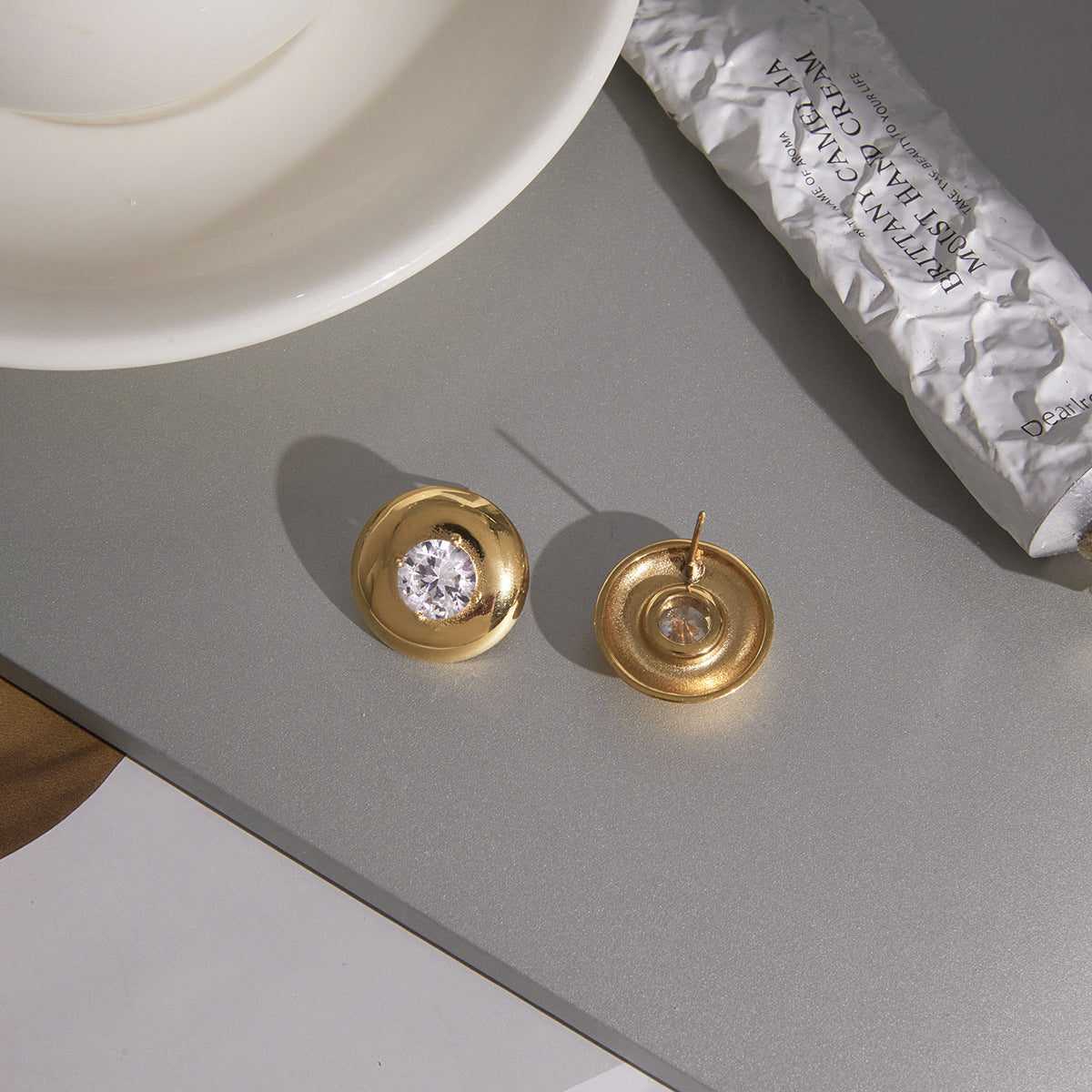 Minimalist Elegant Geometric Round Titanium Steel PVD Cubic Zirconia Stud Earrings for Women
