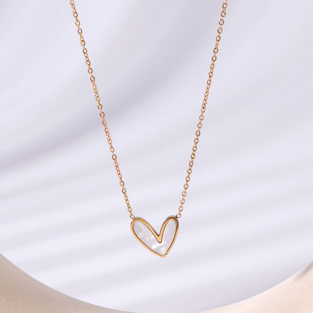 Asymmetrical Heart-Shaped Pendant Necklace in Titanium Steel with 18K Gold Plating for Women, Hypoallergenic and Tarnish-Resistant