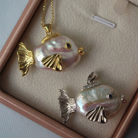Collar con colgante de cobre vintage en forma de animal con diseño de pez payaso y koi, cadena de clavícula bañada en oro