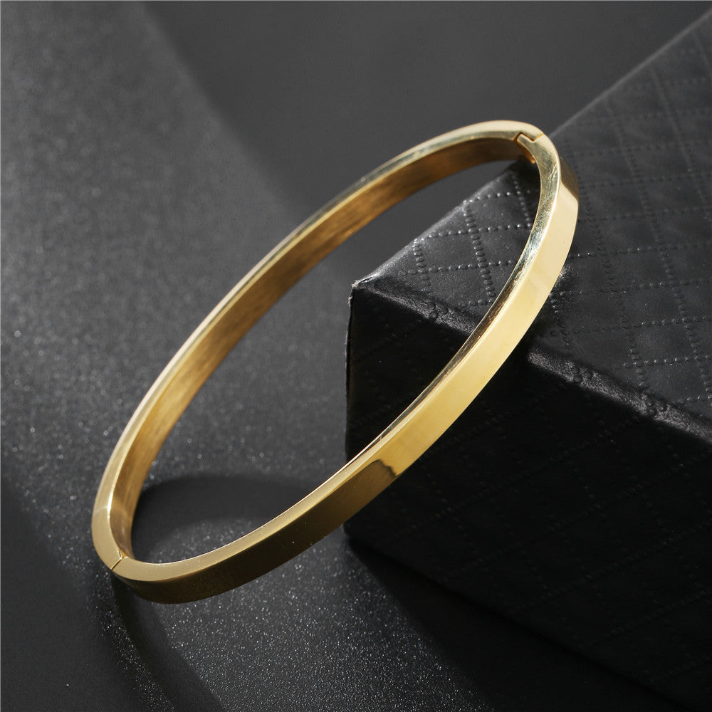 Minimalist 18K Gold Plated Geometric Round Titanium Steel Bracelet for Unisex