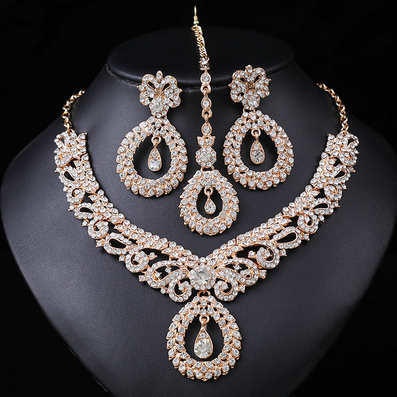 Exaggerated Vintage Alloy Necklace Set for Women with Plated Finish, Crystal Accents, and Clavicle Chain — Three-Piece Jewelry Set Including Earrings and Pendant