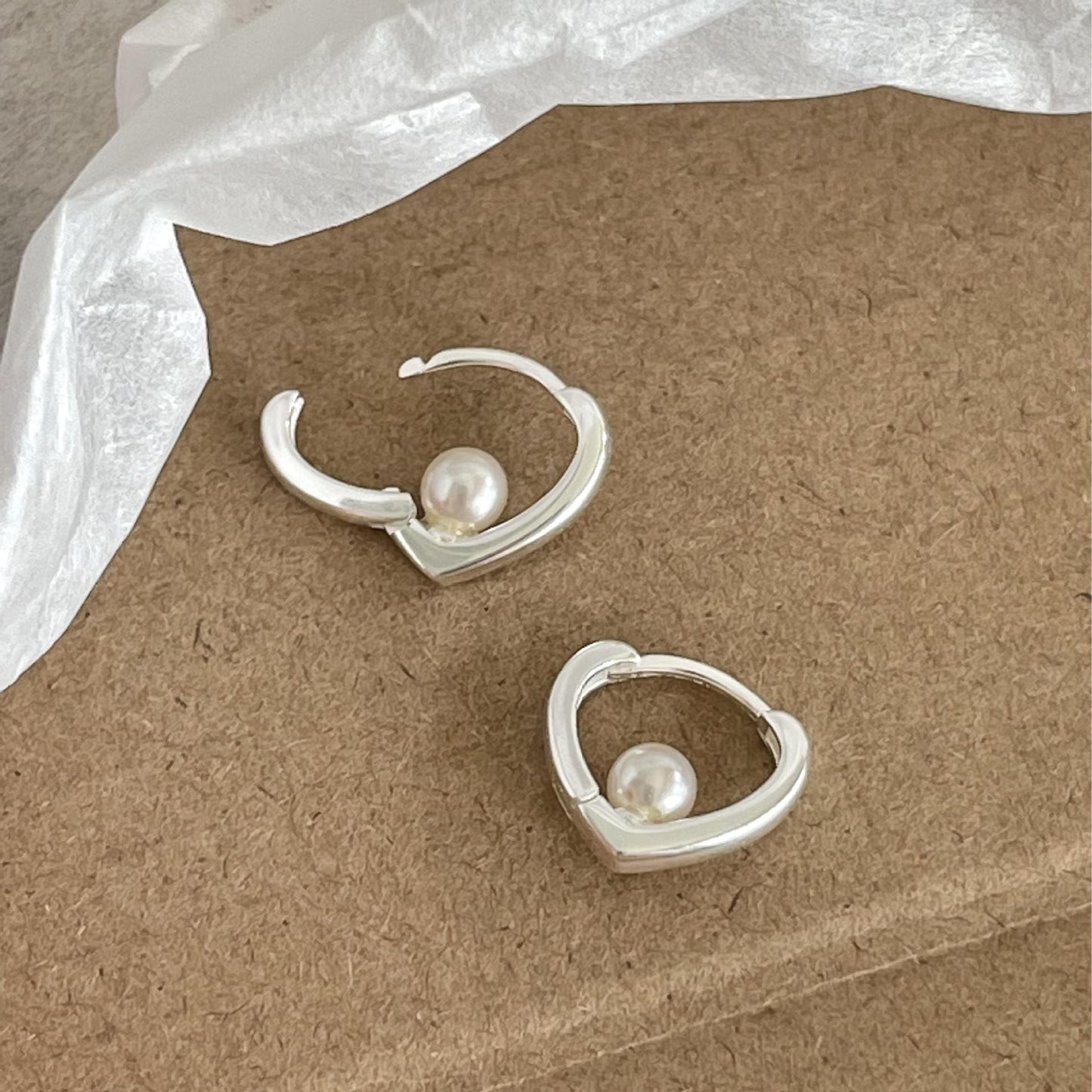 Pendientes de botón minimalistas con forma de corazón de plata de ley 925 con baño de oro para mujer