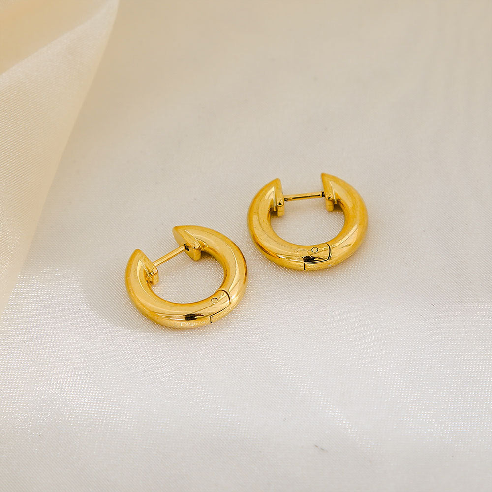 Pendientes de aro minimalistas geométricos de acero inoxidable con chapado de oro de 18 quilates para mujer
