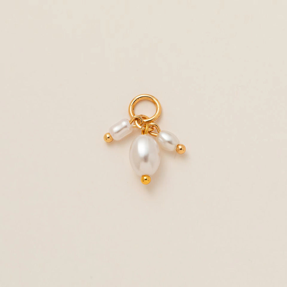 Minimalist Heart Brass Gold Plated Necklace with Cubic Zirconia and Irregular Pearl Charm Bar