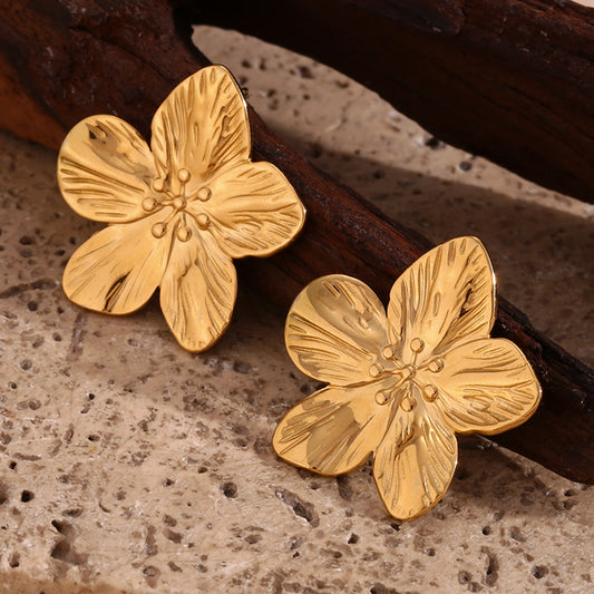 Aretes de acero inoxidable con baño de oro de 18 quilates con forma de pétalo minimalista de lujo para mujer