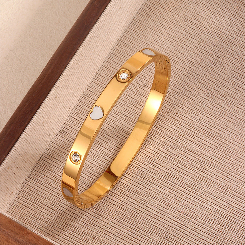 Bracciale in Acciaio Inossidabile Placcato con Intarsio di Strass a Cuore Dolce e Chiusura Premium