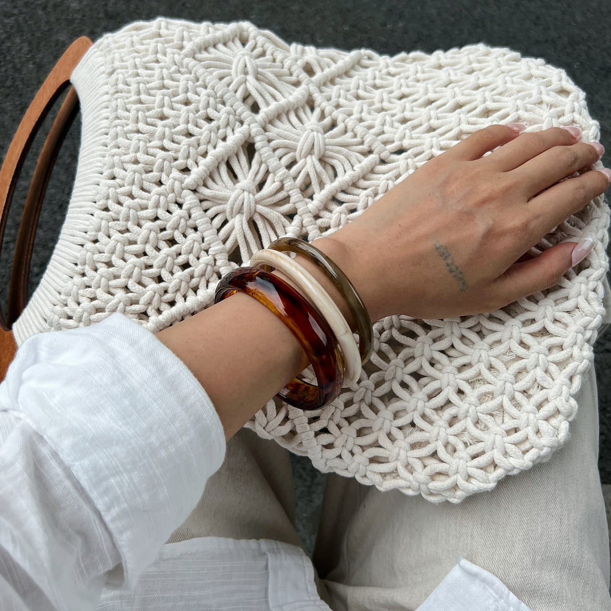 Vintage Gradient Round Resin Bracelet for Women