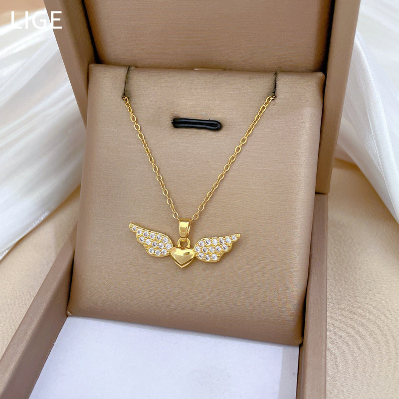 Elegant Titanium Steel Delicate Heart Wing Pendant Necklace for Women with Full Rhinestone Inlay, Dainty Clavicle Chain in Geometric Design