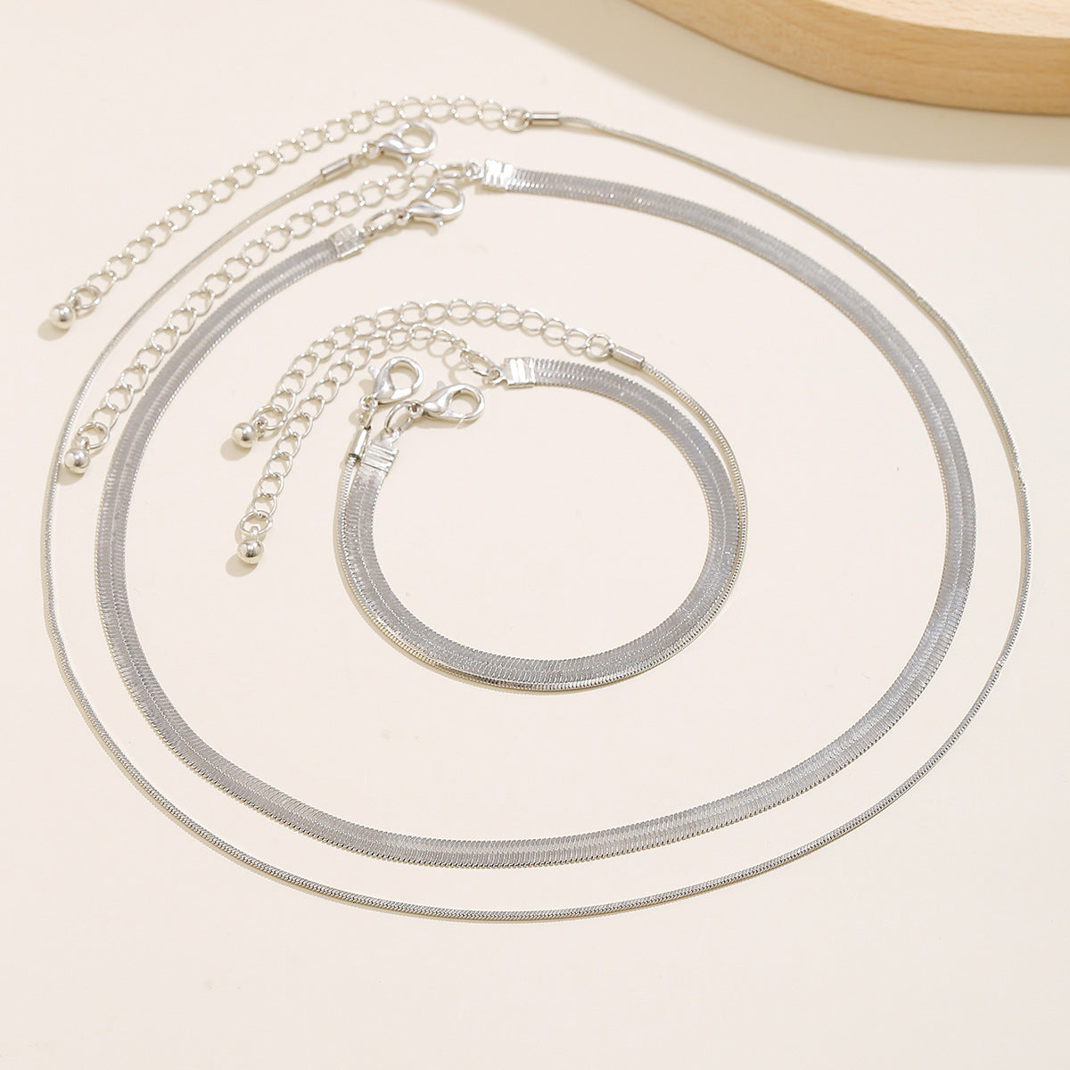 Hip-hop Geometric Brass Plated Snake Chain Necklace for Women
