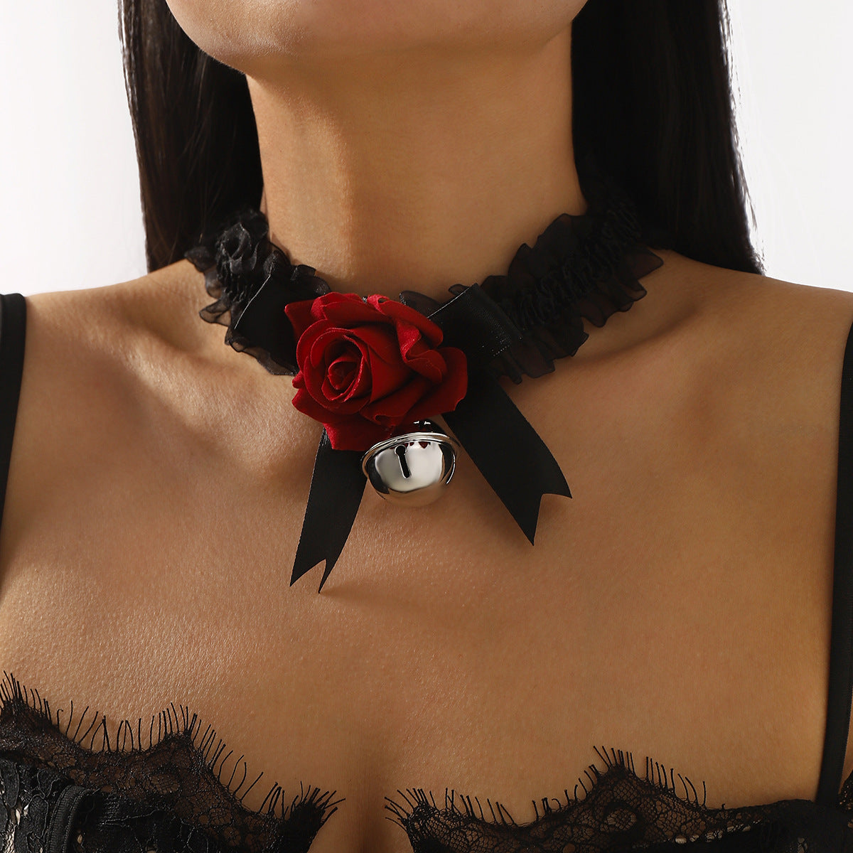 Gargantilla romántica oscura con lazo y rosa floral con encaje y cadena de hierro para mujer