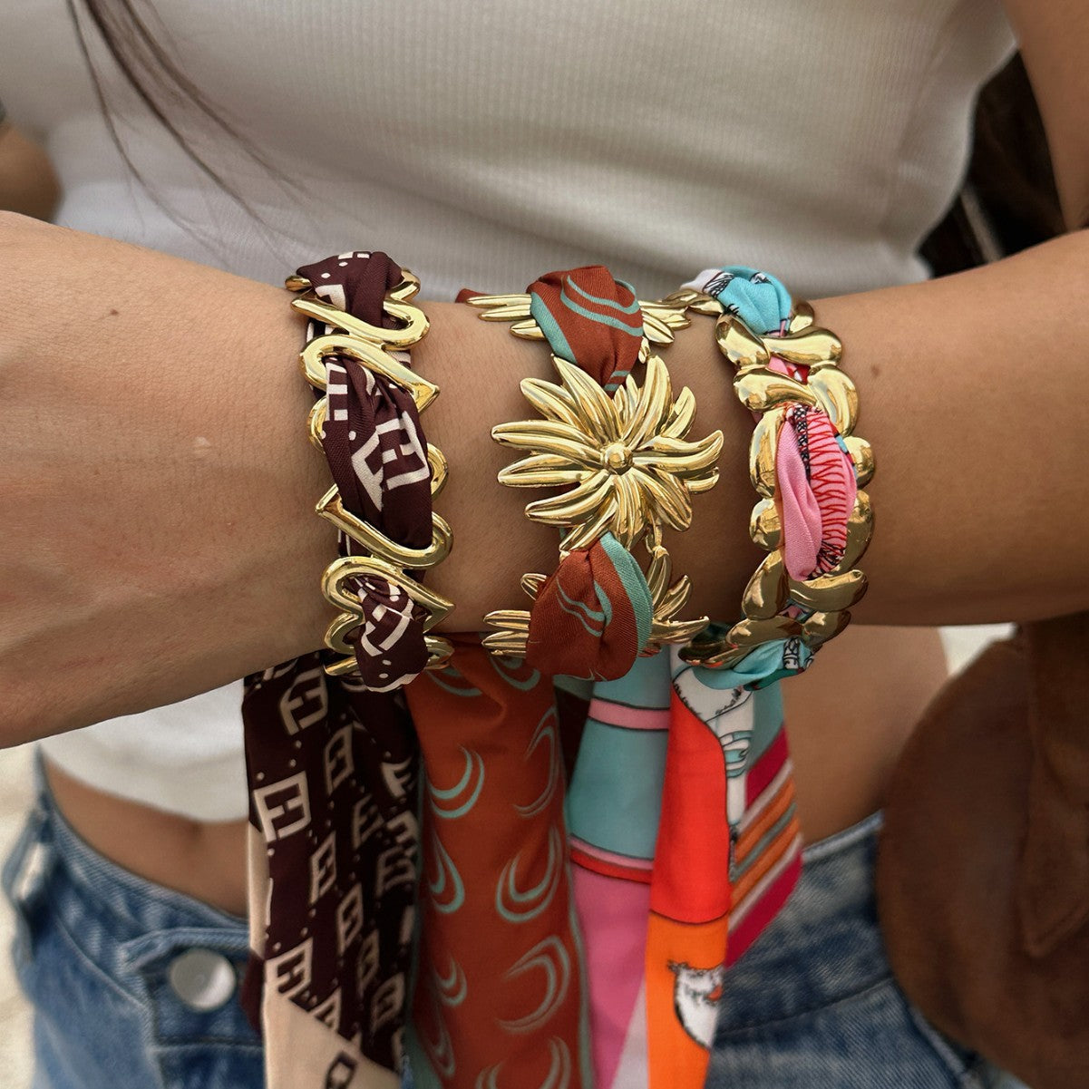 Bracciale rigido in acciaio inossidabile placcato vintage etnico con cuore geometrico