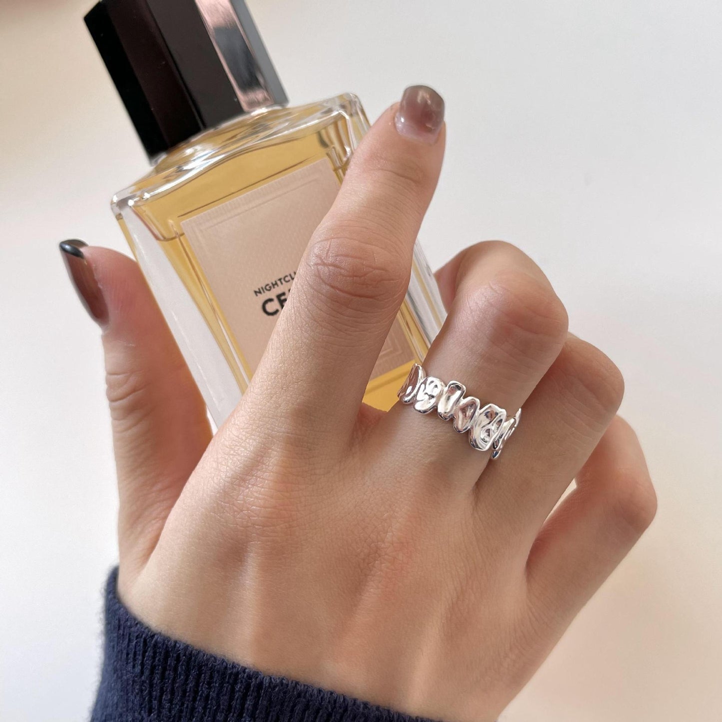 Minimalist Irregular Geometric Shape S925 Sterling Silver Ring for Women with Saturn Motif and Water-Like Texture