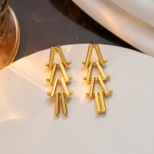 Pendientes Minimalistas Geométricos de Titanio con Chapado en Oro de 18K para Mujer
