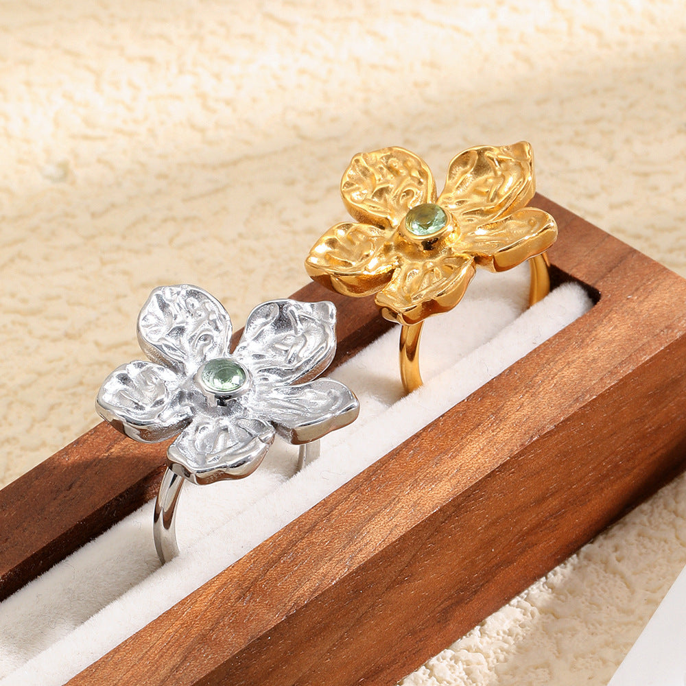 Vintage Elegant Floral Pattern Gold Plated Stainless Steel Ring for Women