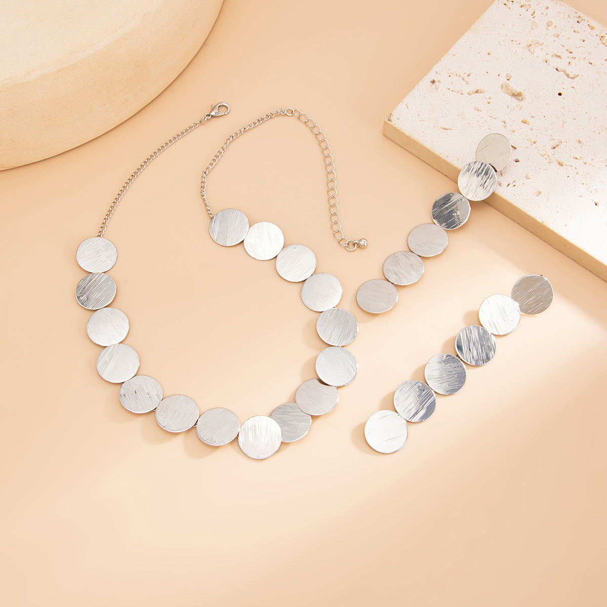 Minimalist Luxury Geometric Round Iron Plated Y-Shape Necklace