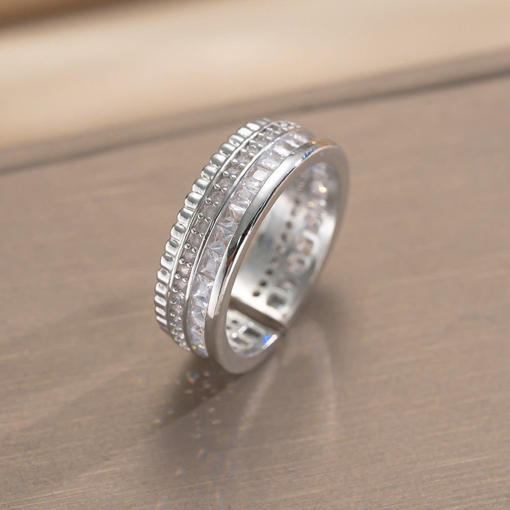 Set di collana in acciaio al titanio geometrico minimalista di lusso leggero con ciondolo in rame placcato oro 18 carati e intarsio in zircone, unisex