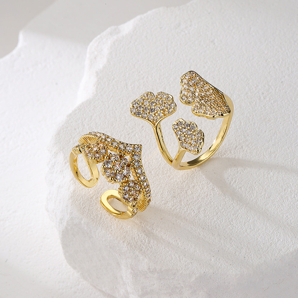 Anello Aperto Geometrico Minimalista da Donna Realizzato in Rame con Placcatura in Oro 18K e Intarsio di Zirconi