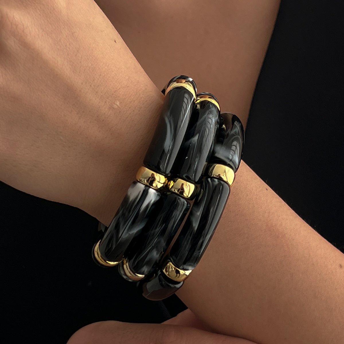 Set di braccialetti a polsino rigido da donna geometrici minimalisti con perline, in lega di zinco con finitura placcata