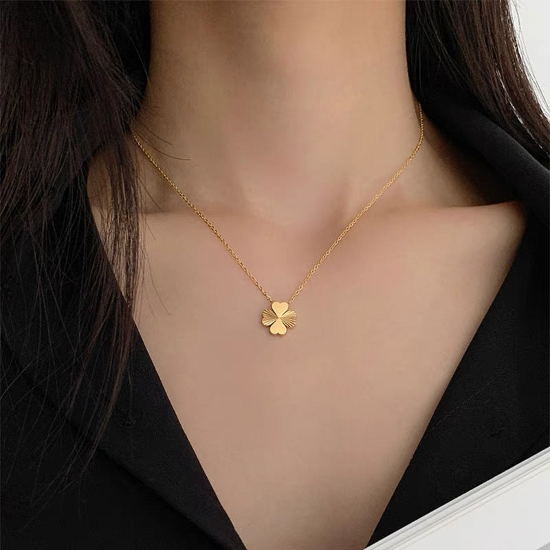 Natural Style Clover Pendant Necklace for Women in Titanium Steel with O-Chain Design for Sweater Layering