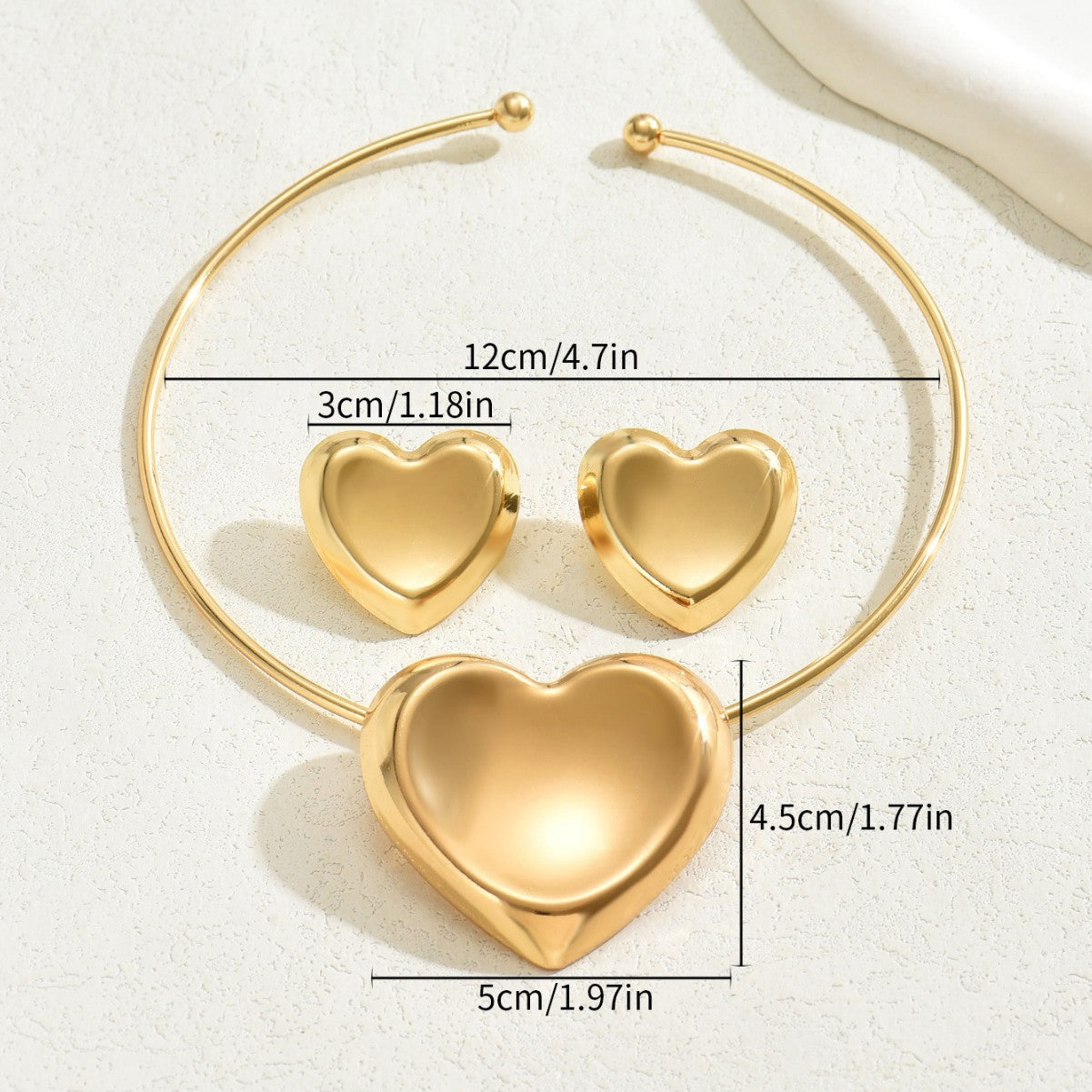 Collar de aleación con colgante en forma de corazón, dulce y fresco, con pendientes a juego, cadena minimalista electrochapada para mujer