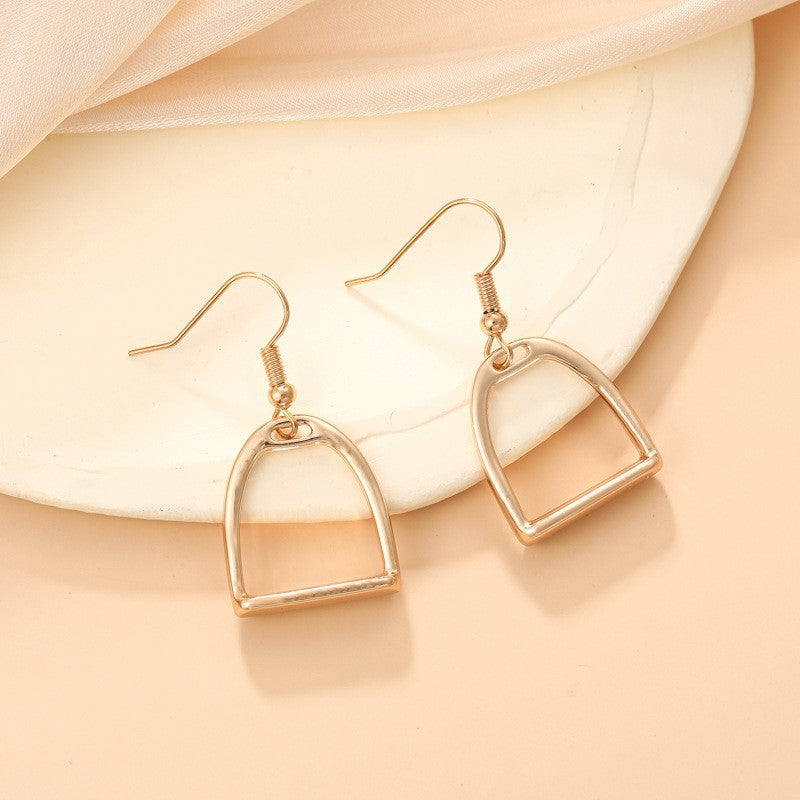 Pendientes de Aleación con Forma de Corazón, Estilo Minimalista y Elegante, con Acabado Galvanizado para Mujer