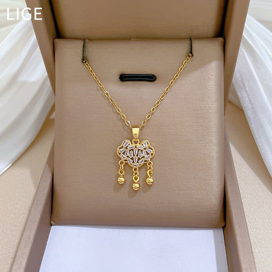 Collana con pendente a forma di nuvola minimalista in acciaio al titanio con intarsio completo di strass per donna e uomo