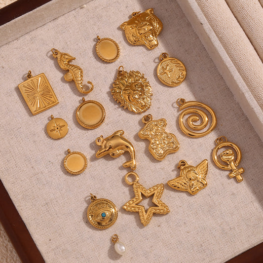 Ciondolo minimalist a forma di stella in acciaio inossidabile con placcatura in oro 18 carati e dettagli geometrici a specchio