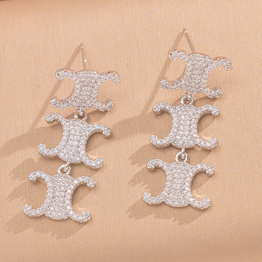 Luxury Minimalist Letter-Shape Gold-Plated Copper Stud Earrings for Women with Hypoallergenic Finish