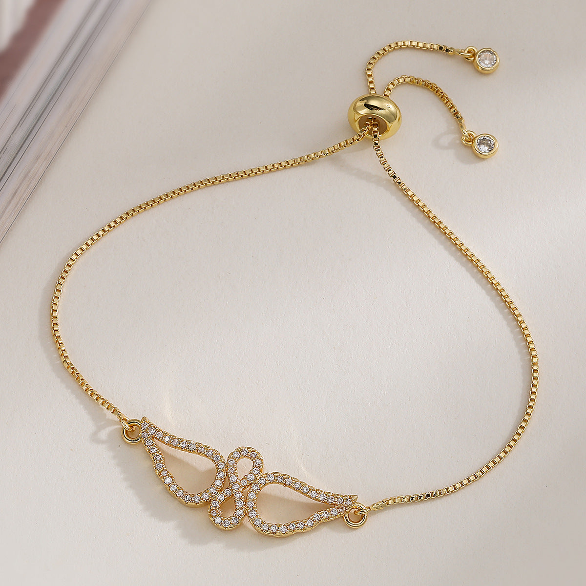 Elegant Geometric Brass 18K Gold Plated Cubic Zirconia Inlay Bracelet for Women