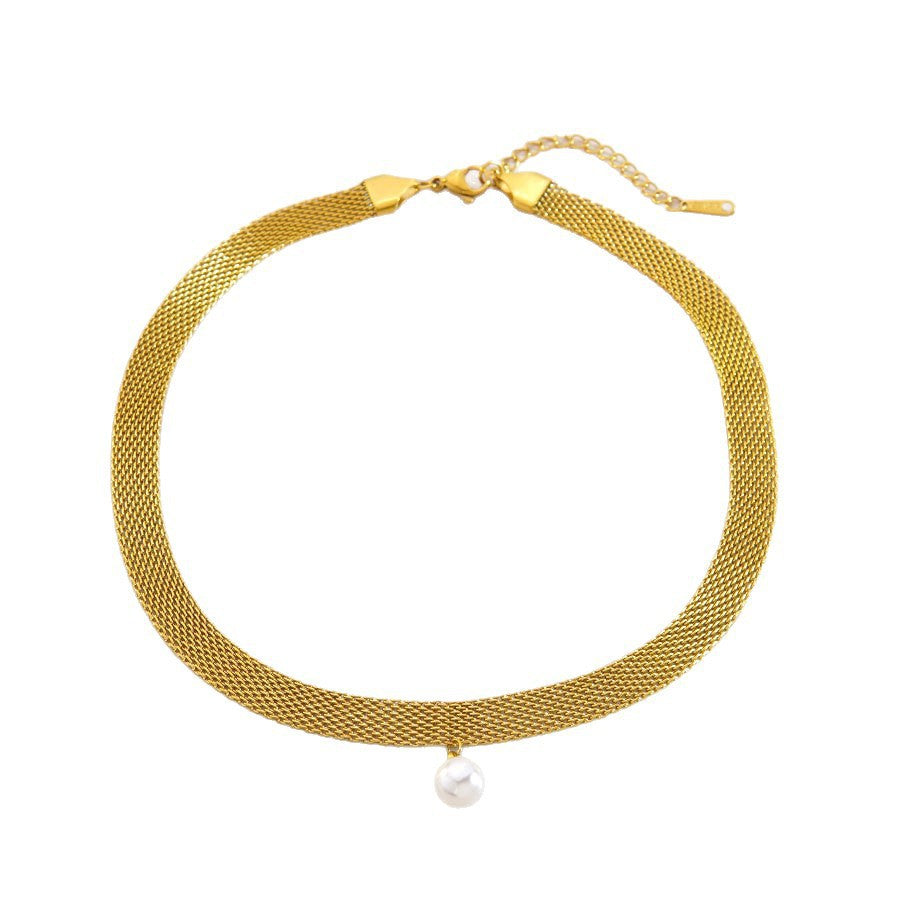 Vintage Luxury Geometric Round Stainless Steel Plated Pearl Necklace for Women and Men