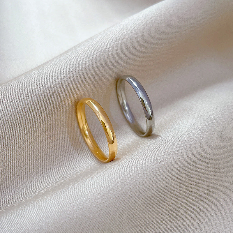 Anello Minimalista Geometrico in Acciaio al Titanio Lucidato per Uomo e Donna, Anello di Moda Tono Freddo per Dito Indice, Gioielli Unisex Stile Club
