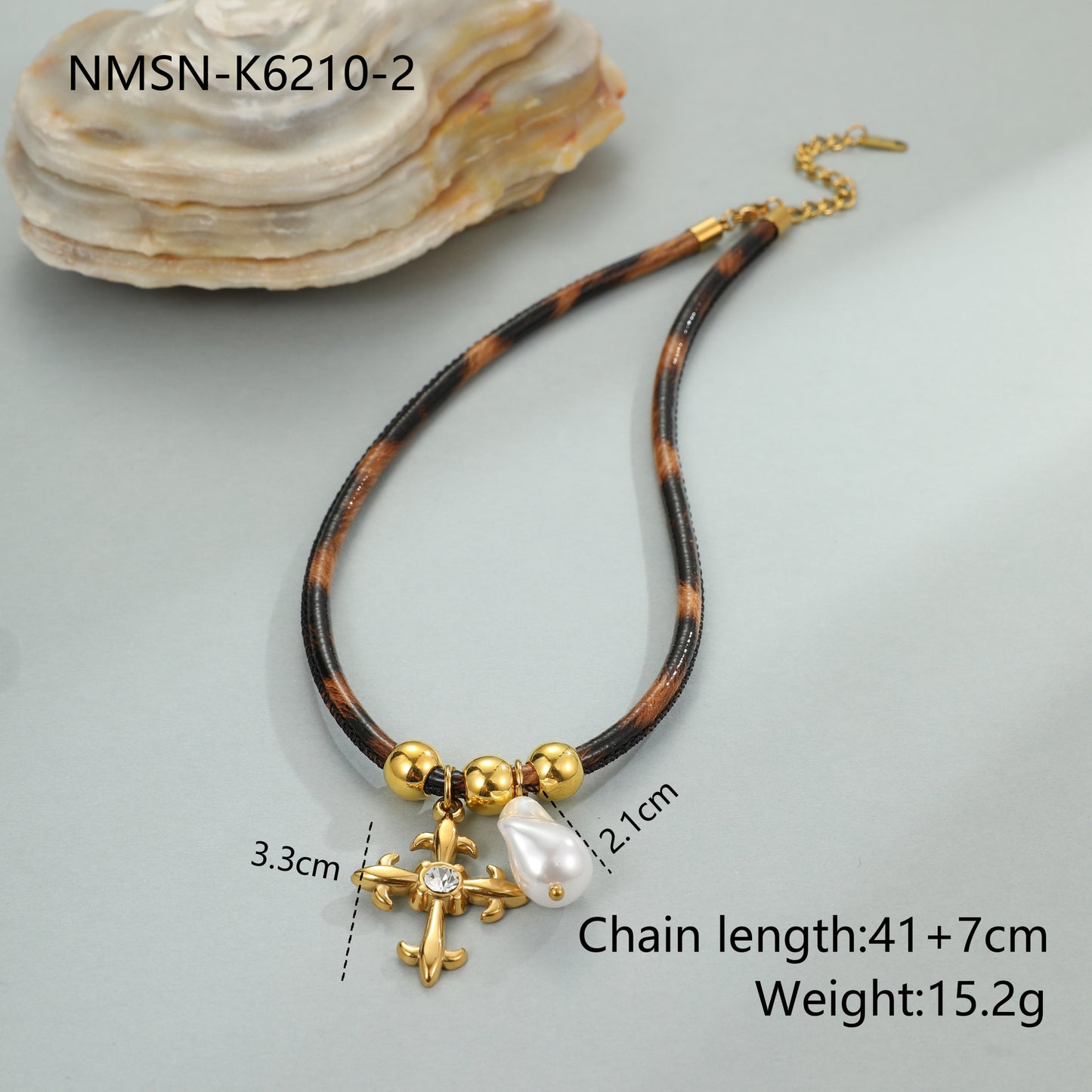 Fashion OL Geometric Leopard Print Leather Necklace with Stainless Steel Sun and Bird Pendant on Electroplated Titanium Steel Clavicle Chain for Women