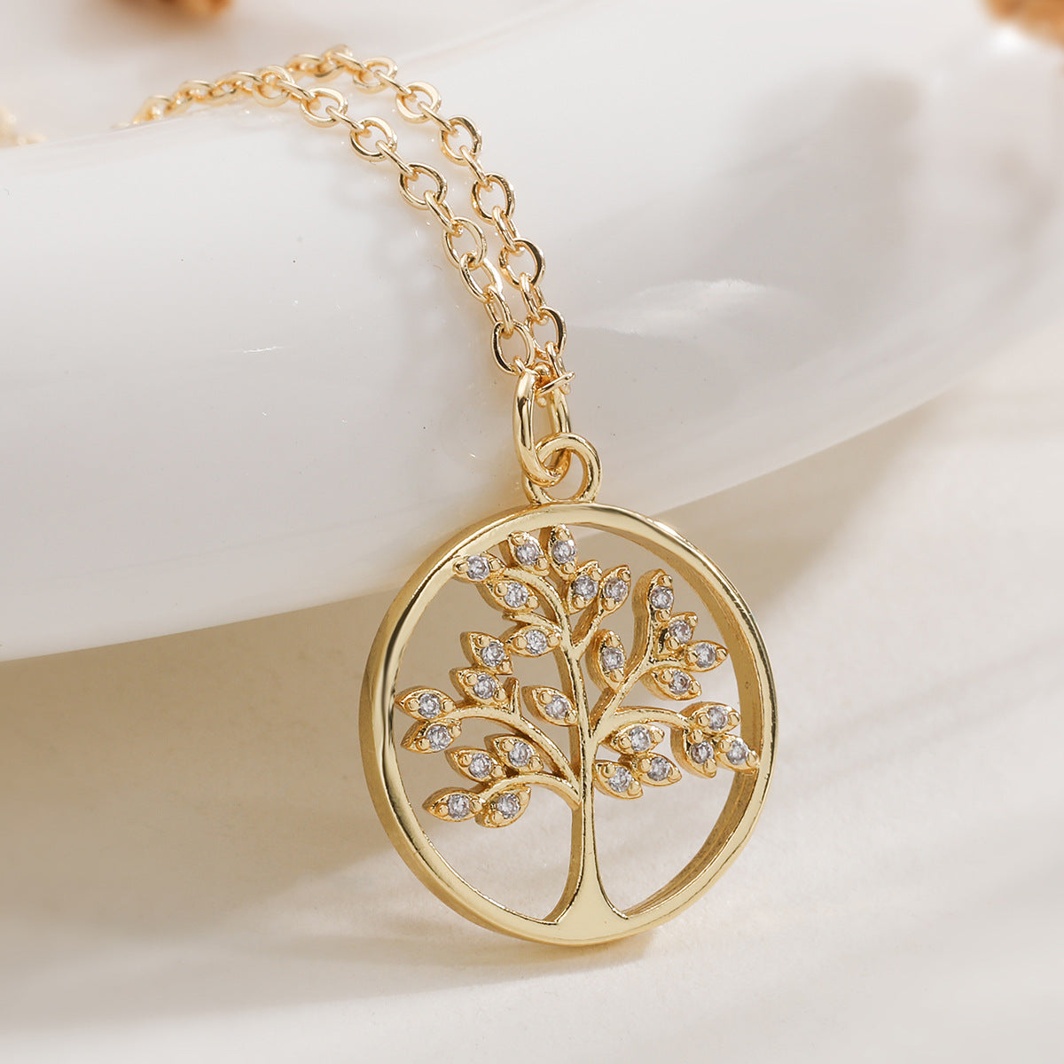 Fashion 18K Gold Plated Brass Round Tree of Life Cubic Zirconia Pendant Necklace for Women