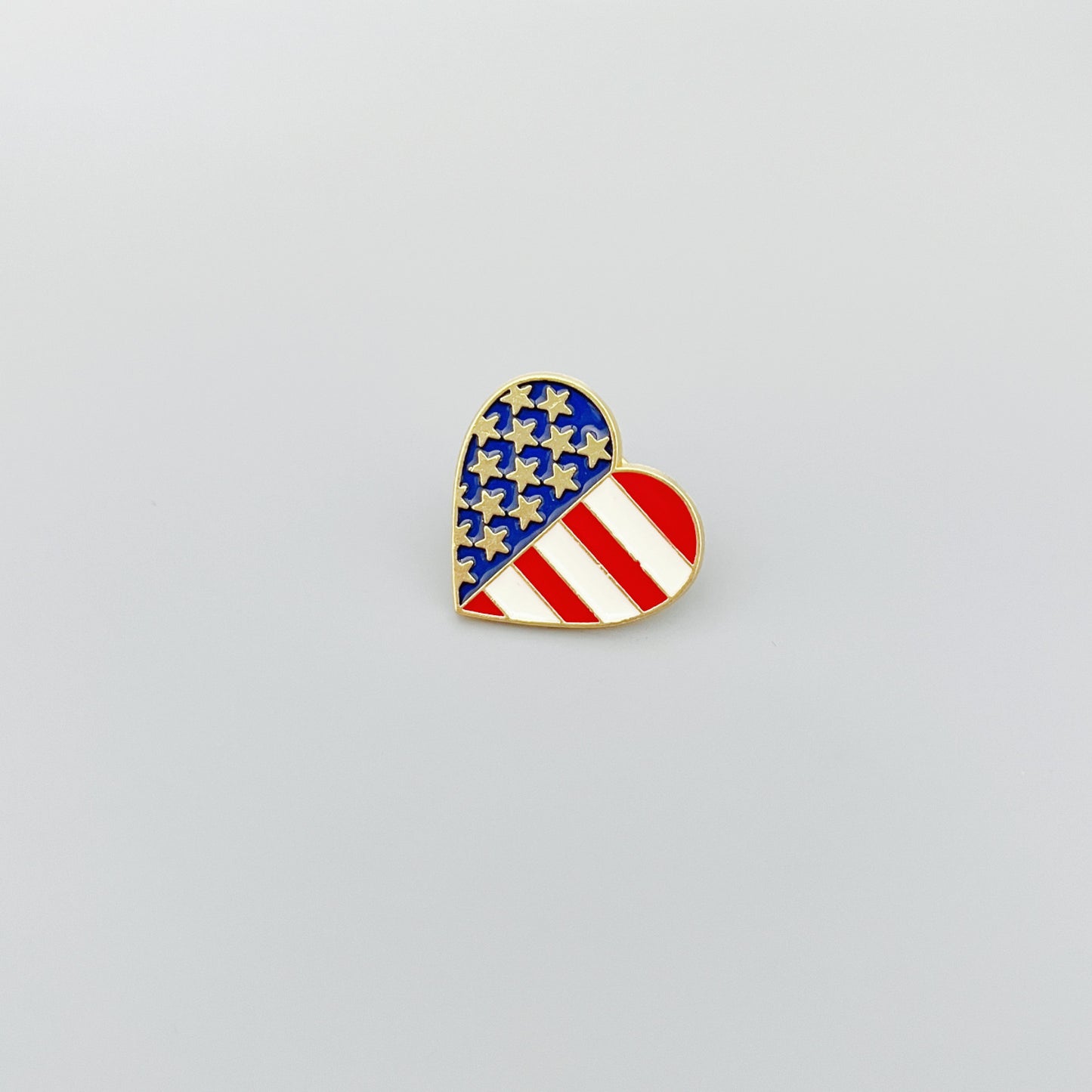Fashion Business Drip Oil Zinc Alloy Star Heart Brooch Pin for Unisex