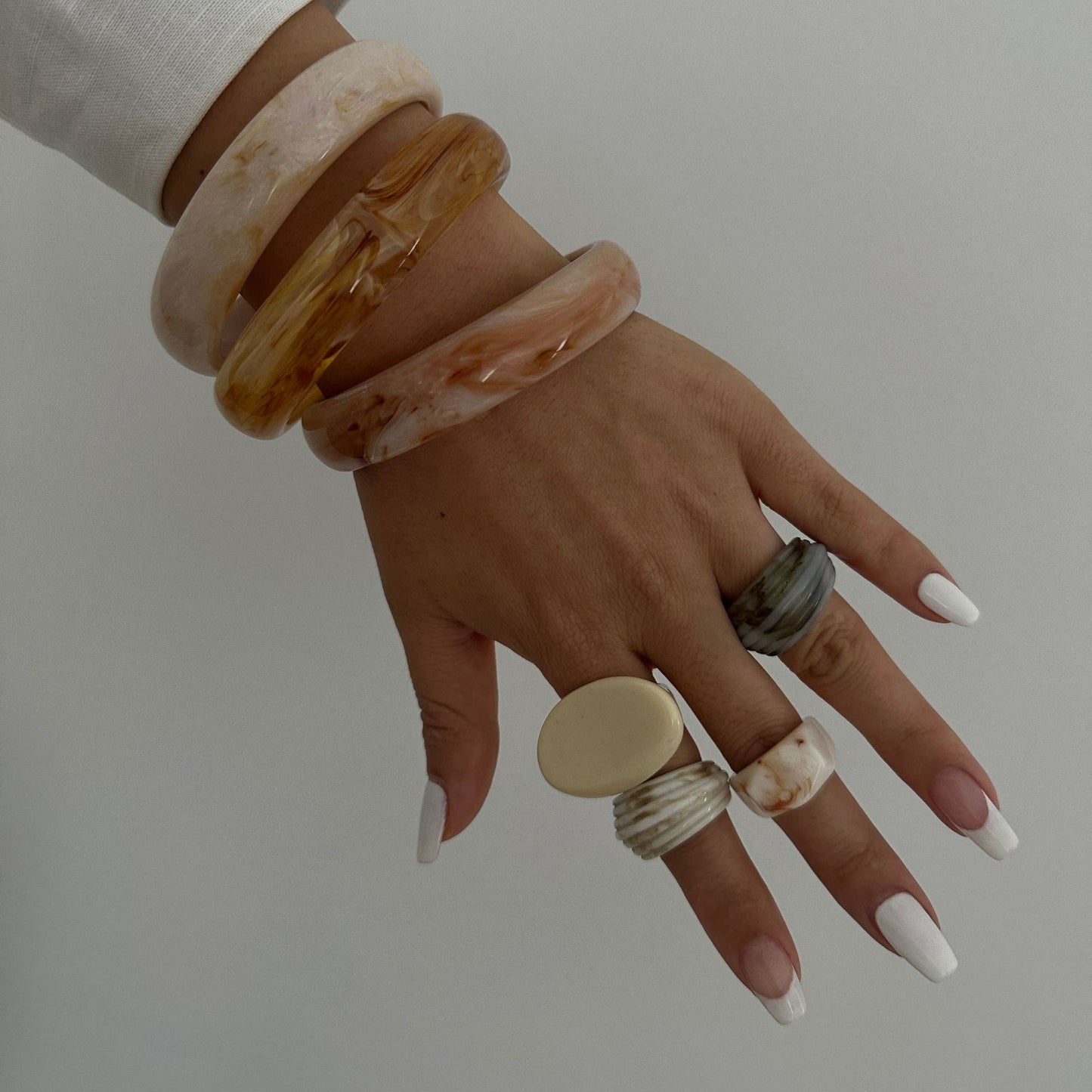 Vintage Geometric Round Resin Bracelet for Women