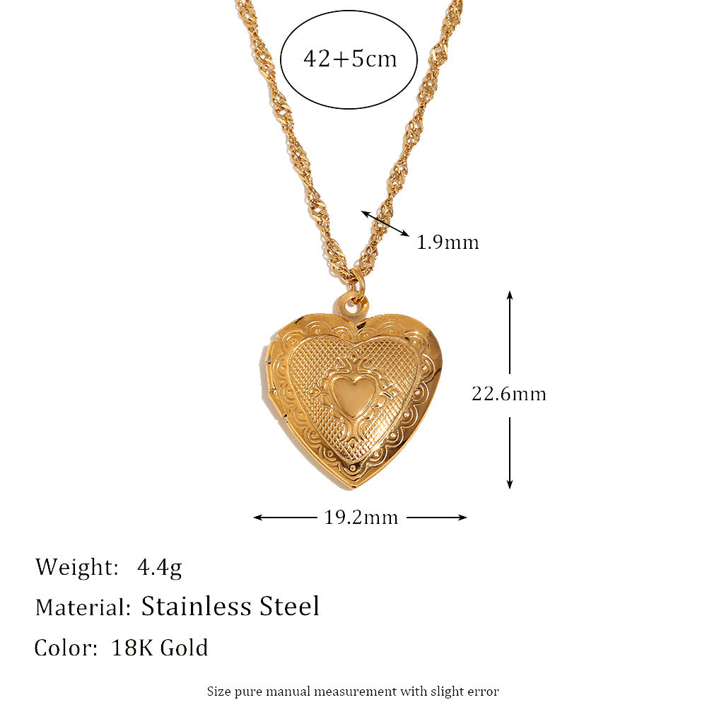 Geometric Vintage Pendant Necklace for Women Stainless Steel with 18K Gold Plating Heart-Shaped Photo Locket