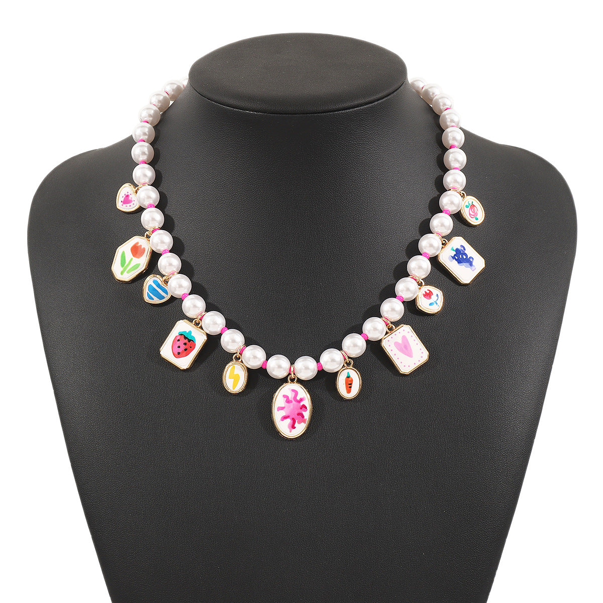Collana pendente da donna in ceramica con motivo geometrico floreale in stile vacanziero, con catena in lega di zinco e finitura galvanizzata