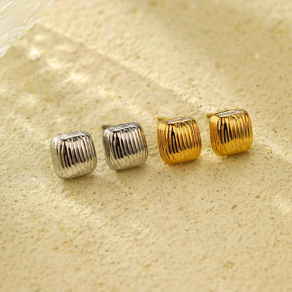 Pendientes cuadrados plisados geométricos minimalistas de acero de titanio para mujer, de acero inoxidable hipoalergénico, joyería de moda para oreja
