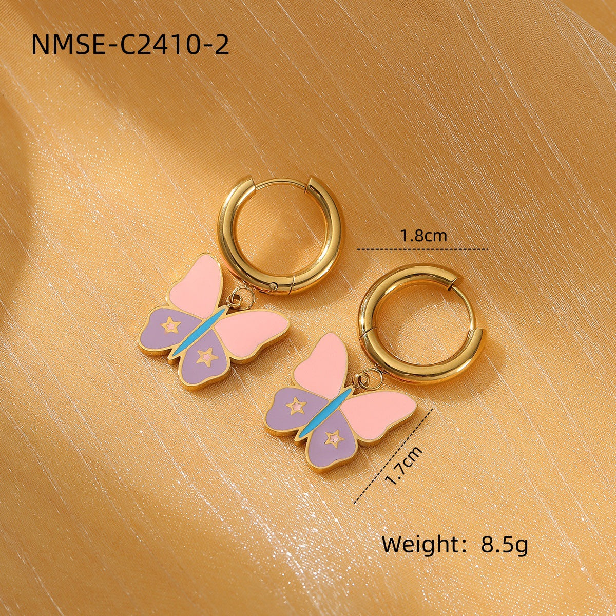 Dulces aretes de acero titanio con forma de mariposa para mujer con esmalte de color y acabado chapado