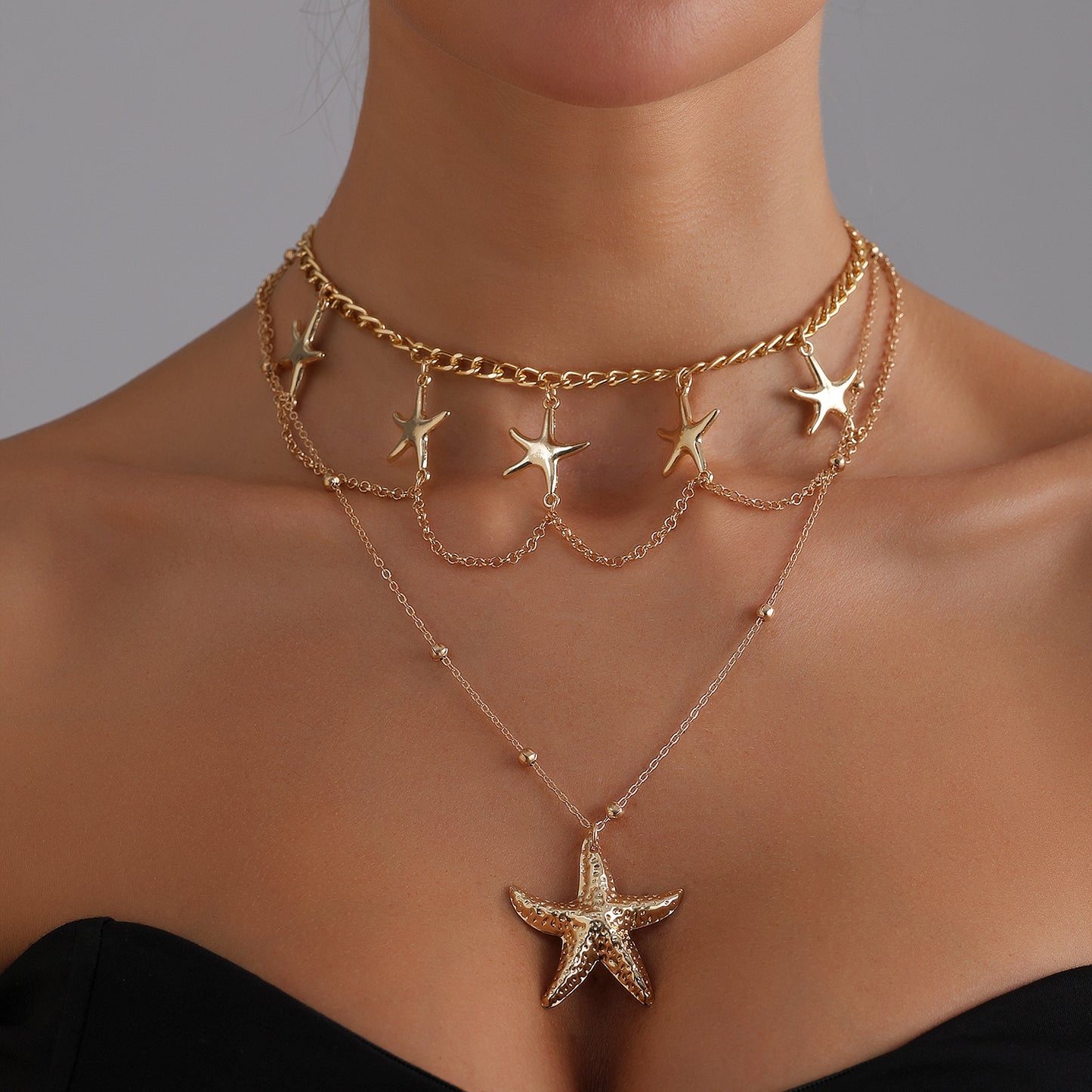 Retro Chic Starfish Pendant Necklace in Alloy with Plating Finish for Women, Multi-Layer Clavicle Chain with Geometric Design