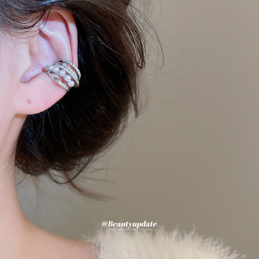 Orecchini a perno geometrici minimalisti con perla e accenti di zirconi, per donna, orecchino a clip, gioielli alla moda